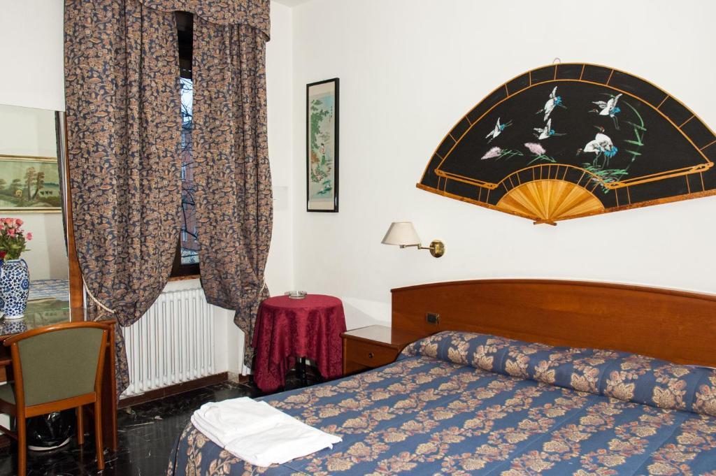 Vip Hotel Piacenza Exteriér fotografie